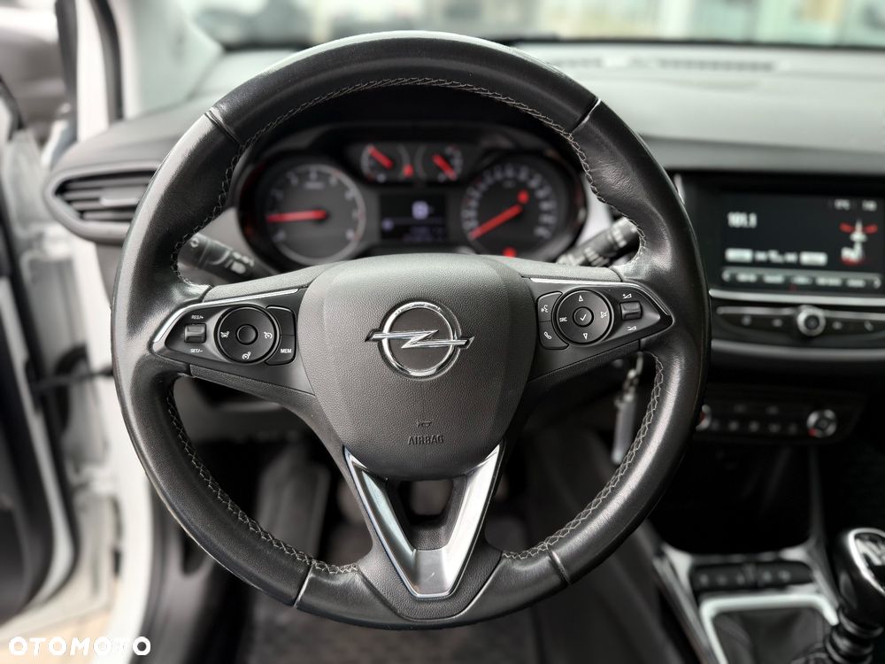 Opel Crossland X - 18
