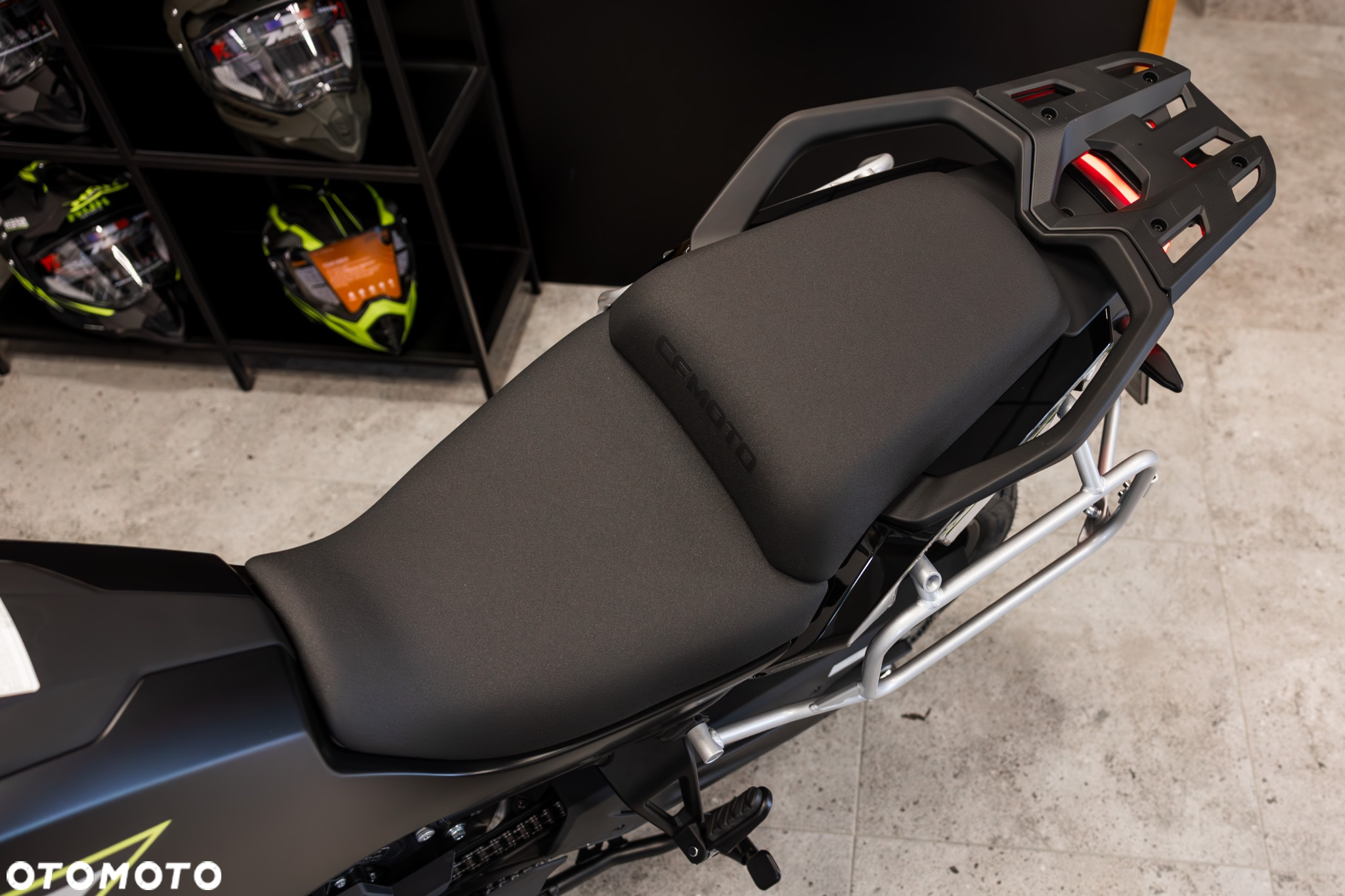 CFMoto MT - 28