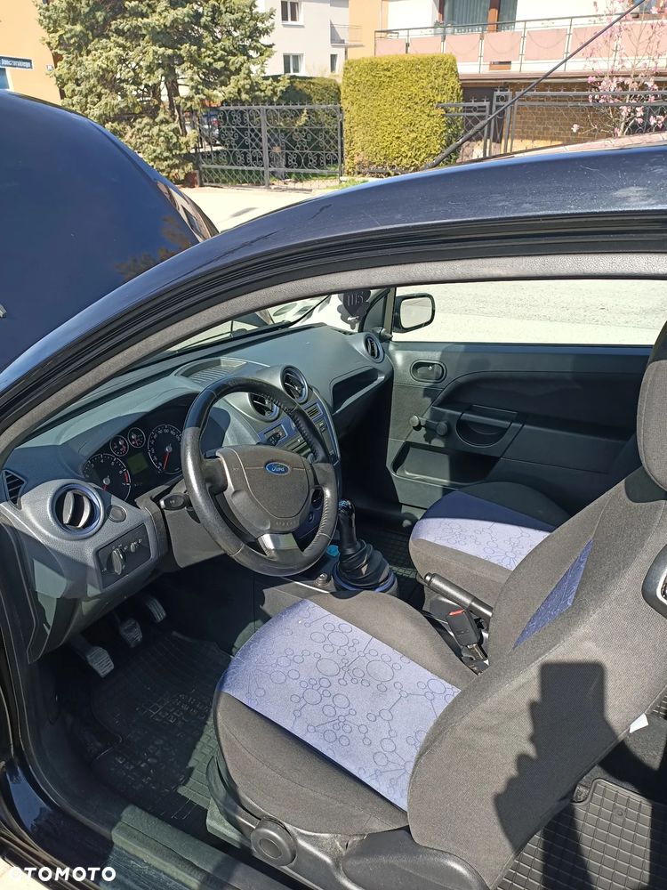 Ford Fiesta 1.3 - 7