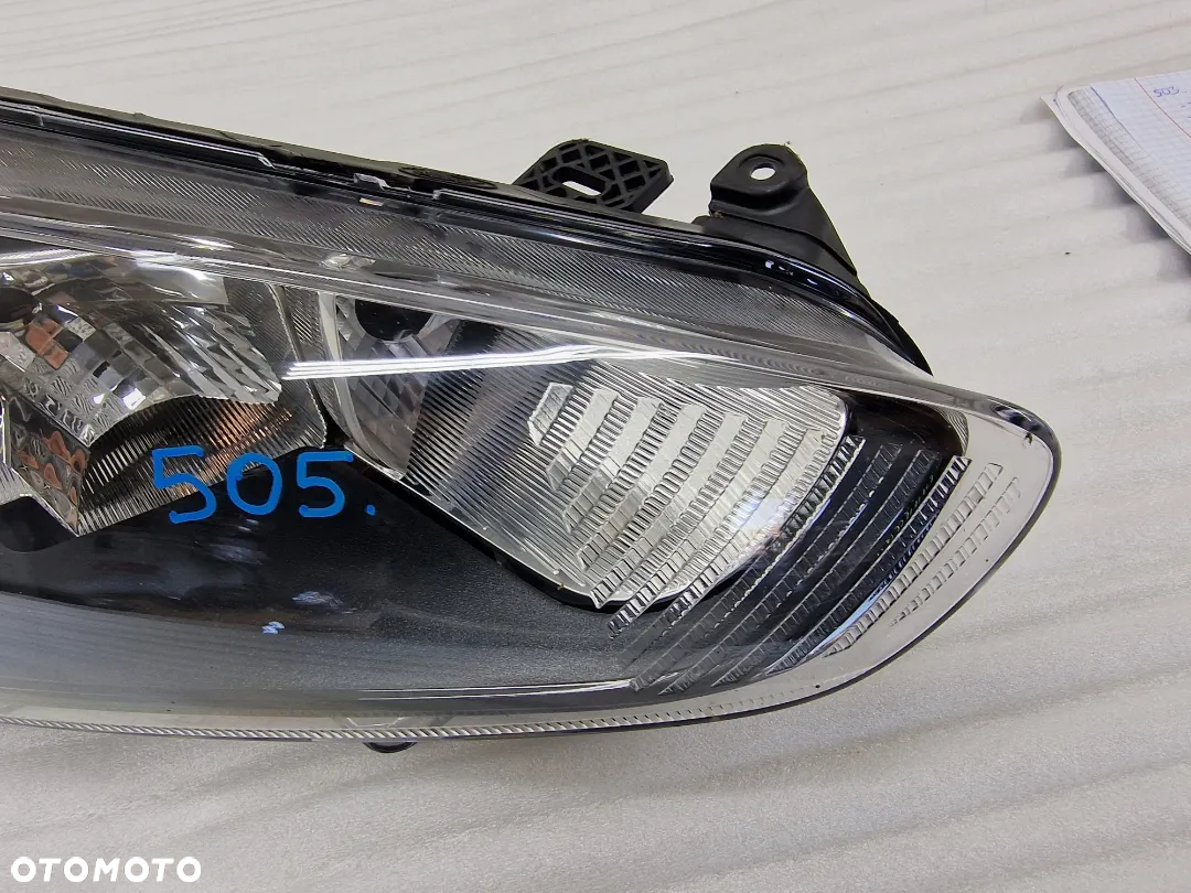 FORD FIESTA MK7 LIFT 12- PRAWA LAMPA PRZEDNIA PRZÓD , NR C1BB-13W029-AH , NR AUKCJI LL505 - 2
