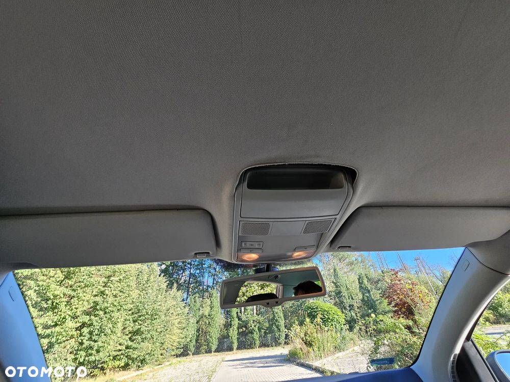 Volkswagen Golf 1.6 United - 25