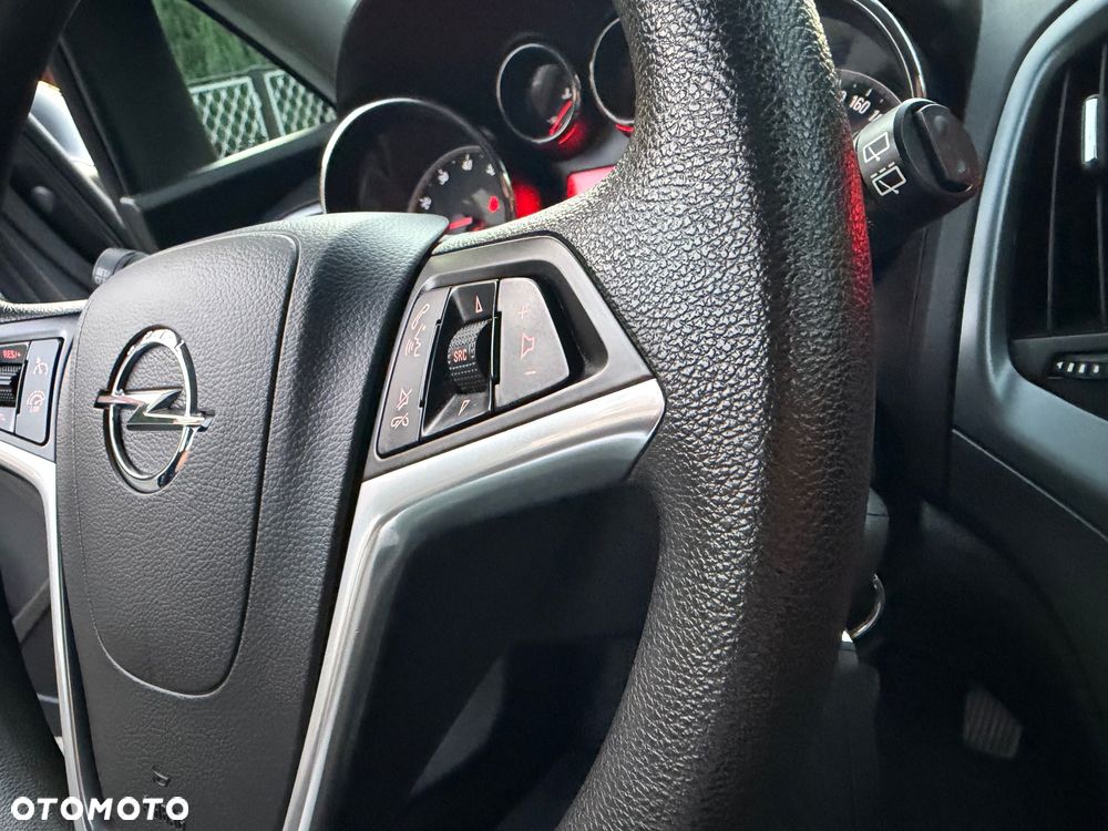 Opel Astra 1.4 Turbo - 23