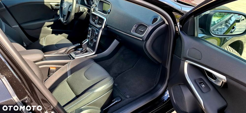 Volvo V40 D3 Geartronic Inscription - 13