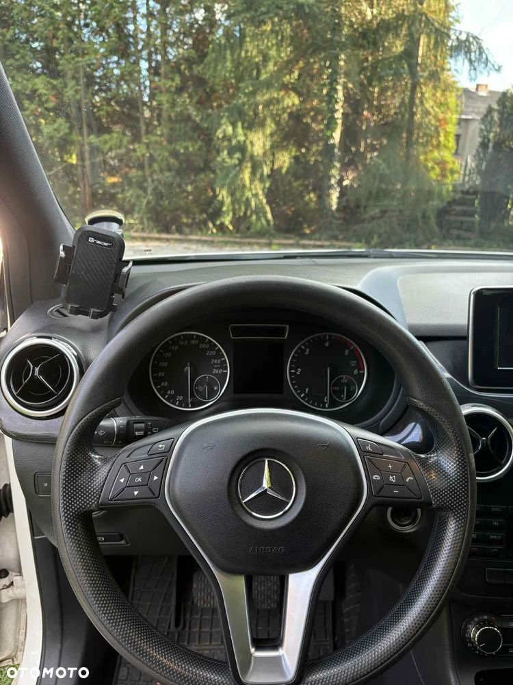 Mercedes-Benz Klasa B 180 CDI - 20