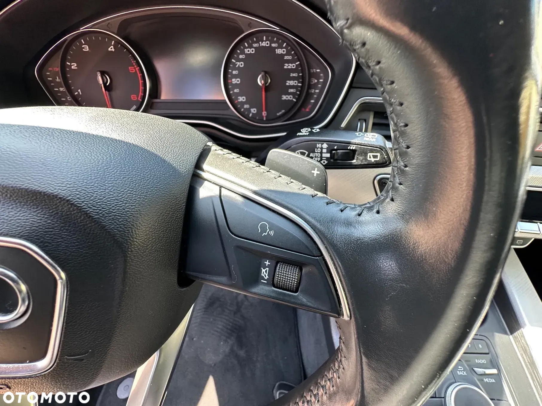 Audi A4 2.0 TDI Design S tronic - 34