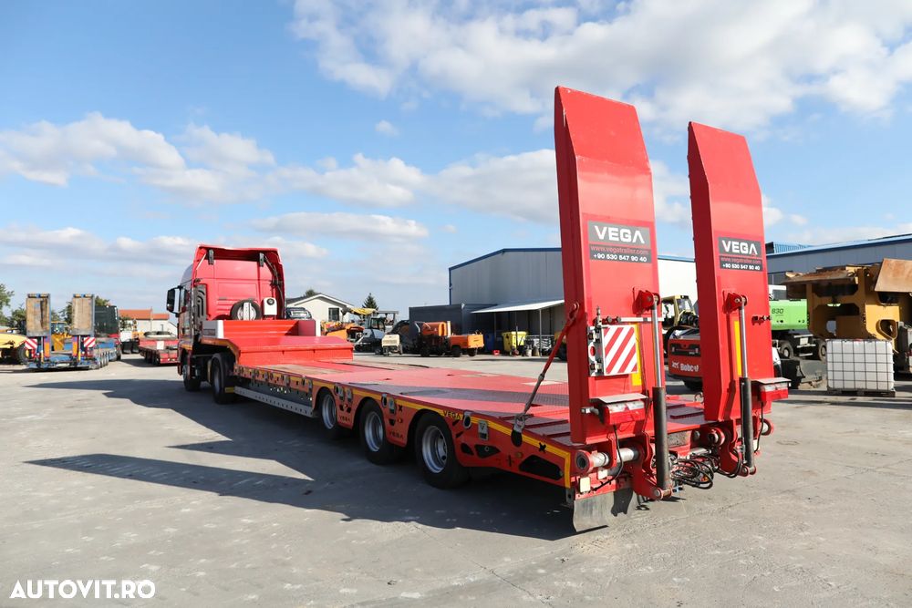MAN TGX 18.500 4x2 LLS + Trailer Vega 3 axe lowbed - 5