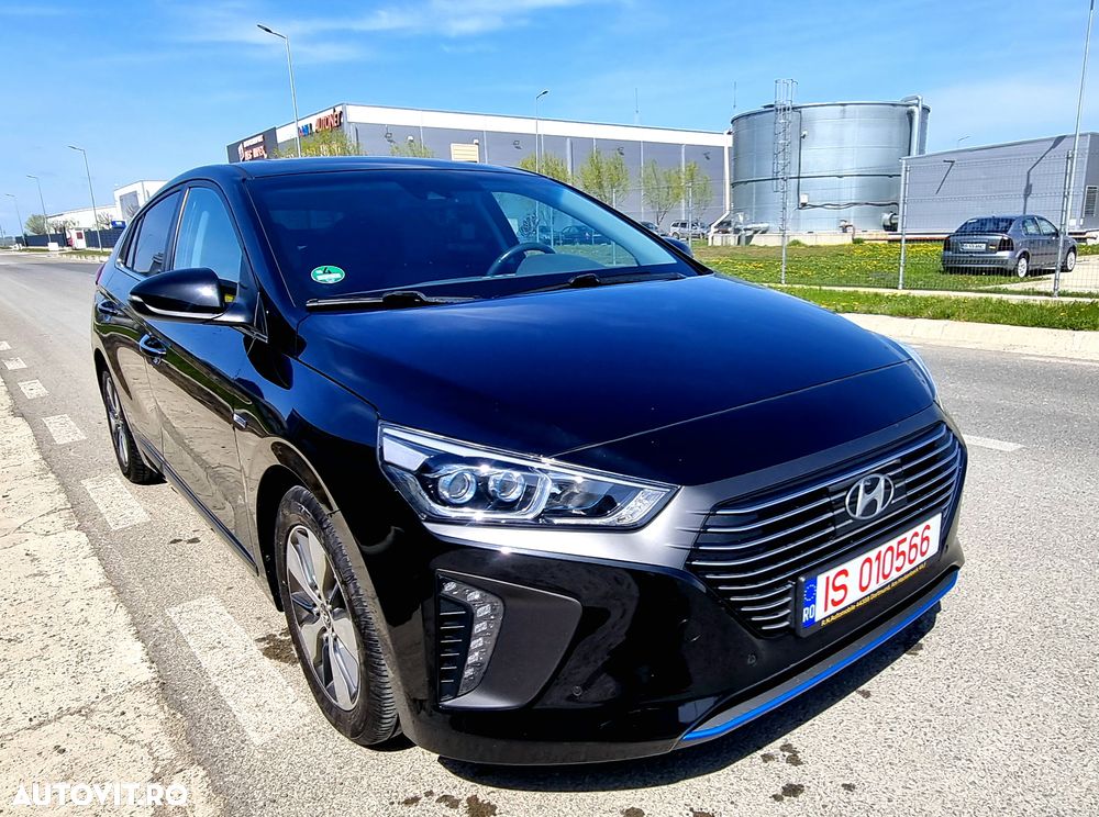 Hyundai IONIQ 1.6 GDI Premium - 3