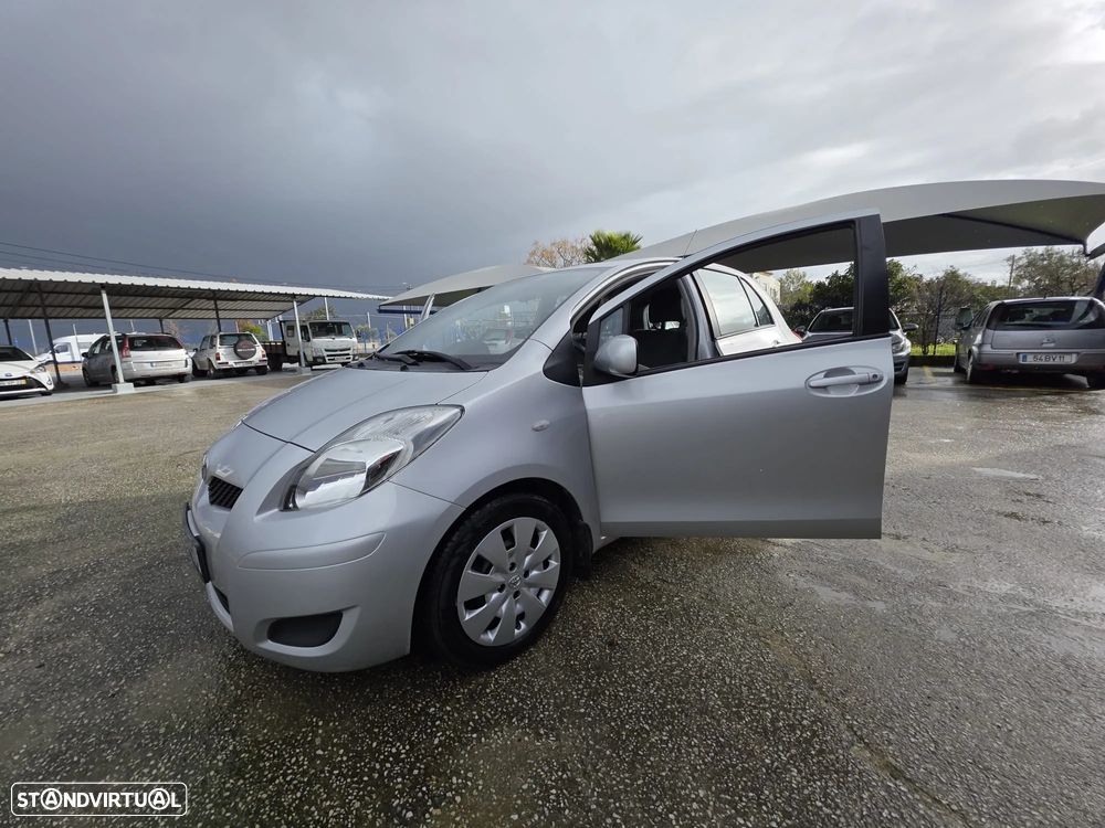 Toyota Yaris 1.4 D-4D Executive - 15