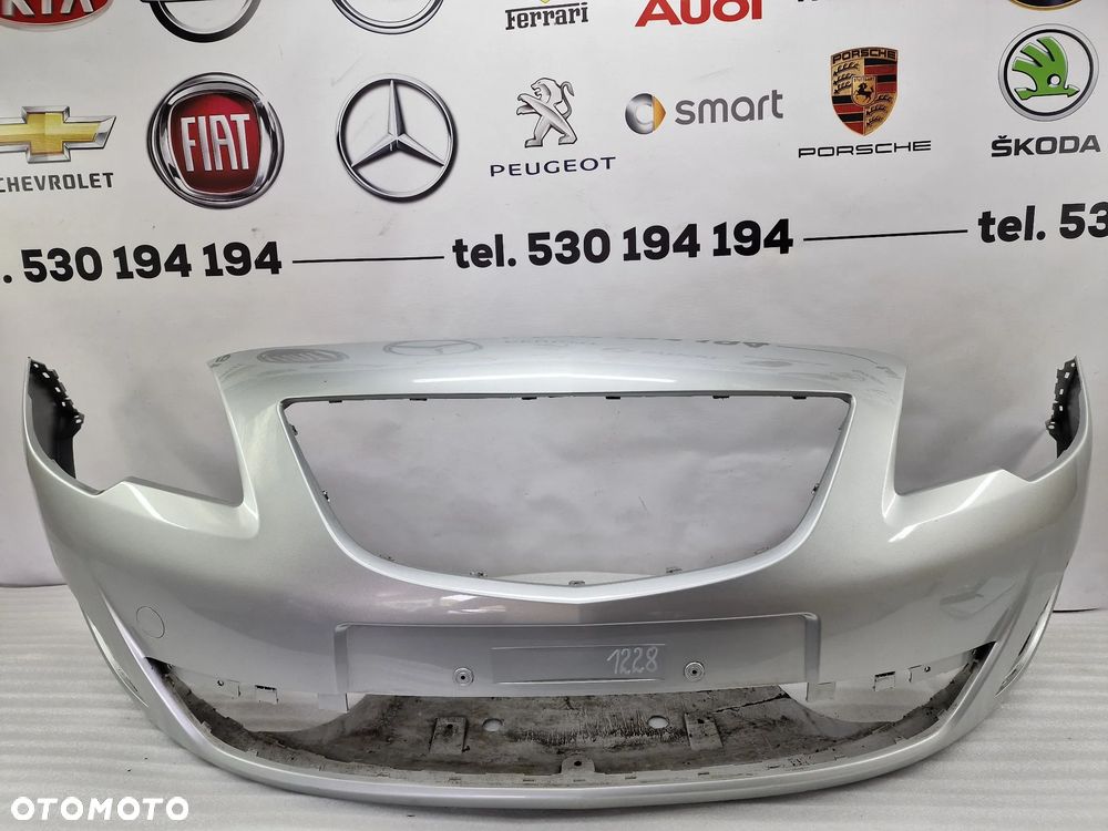 OPEL MERIVA B II 10- ZDERZAK PRZEDNI PRZÓD , KOLOR SREBRNY METALIK , NR 13267699 , NR AUKCJI NZ1228 - 1