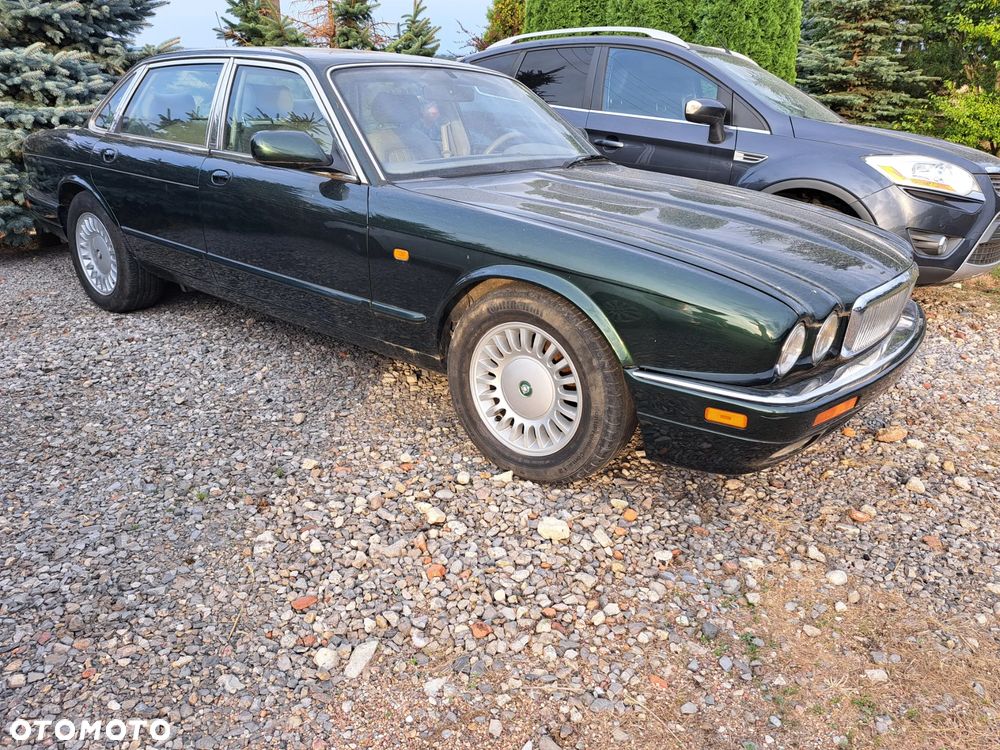 Jaguar XJ - 2