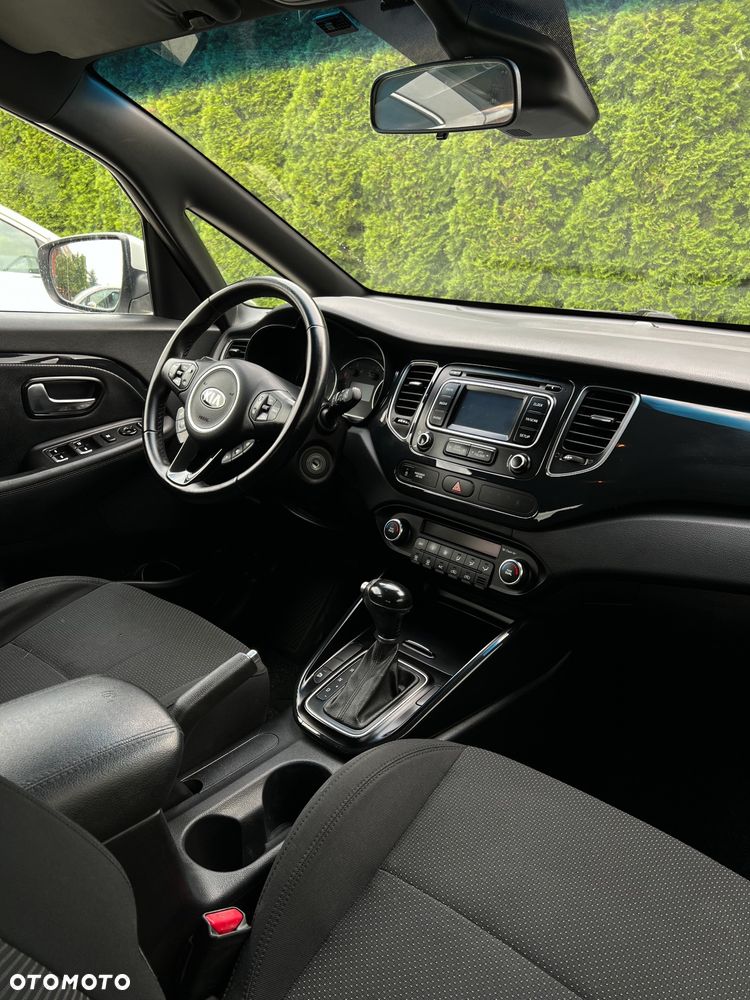 Kia Carens 1.7 CRDi Business Line 7DCT - 5