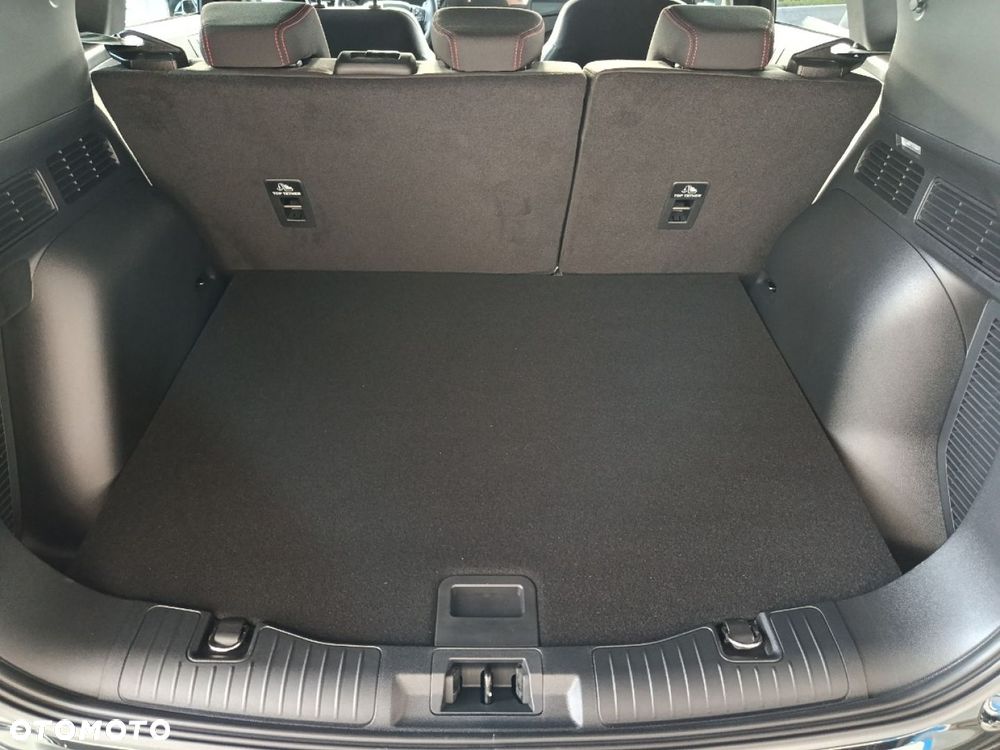 Ford Kuga - 18