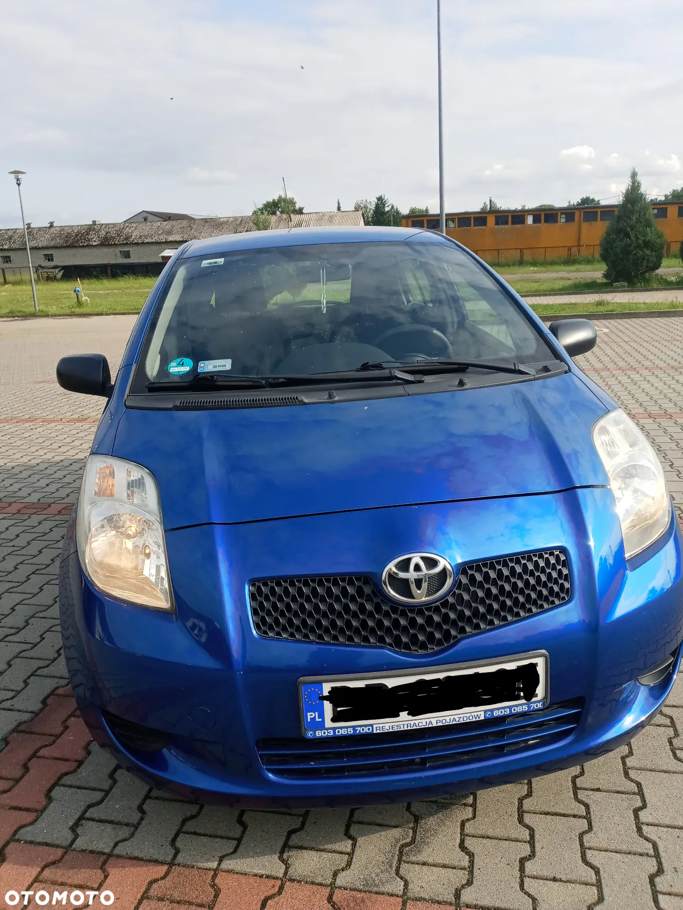 Toyota Yaris 1.3 Luna - 4