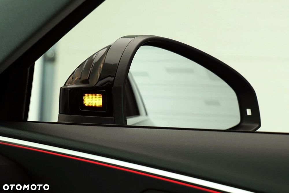 Audi A4 Limousine - 31