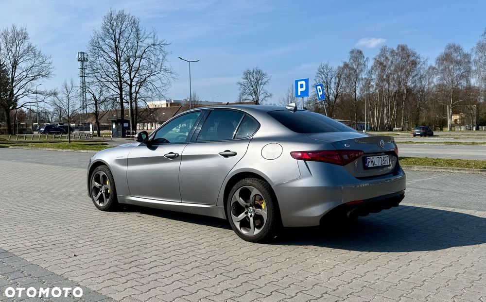 Alfa Romeo Giulia 2.0 Turbo Veloce Q4 - 4