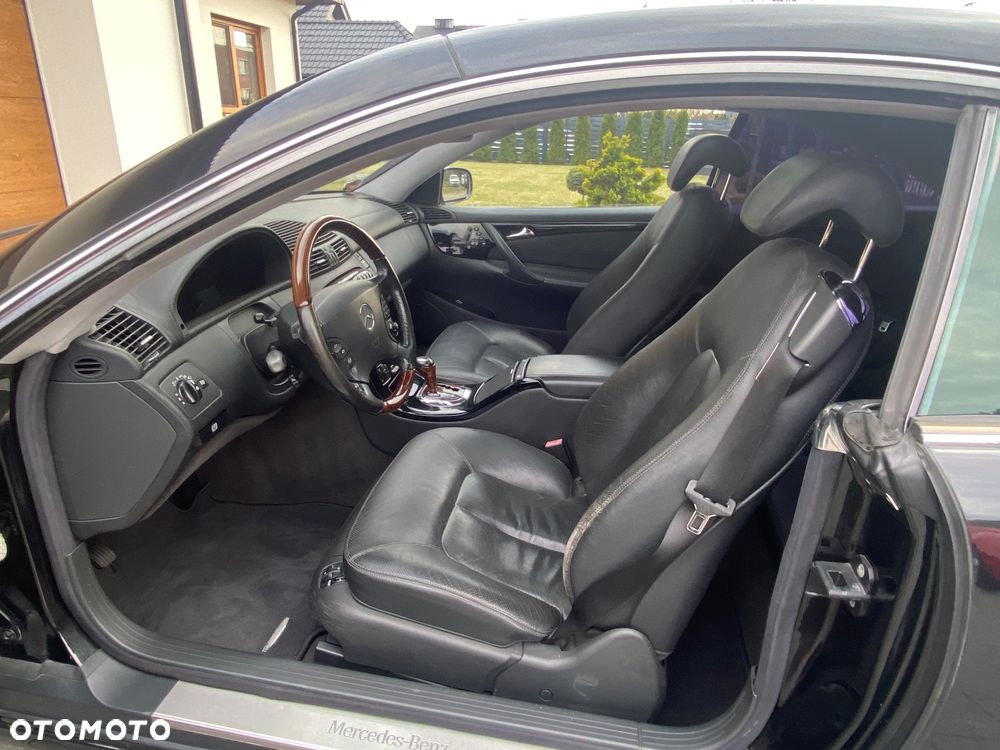 Mercedes-Benz CL 500 - 22