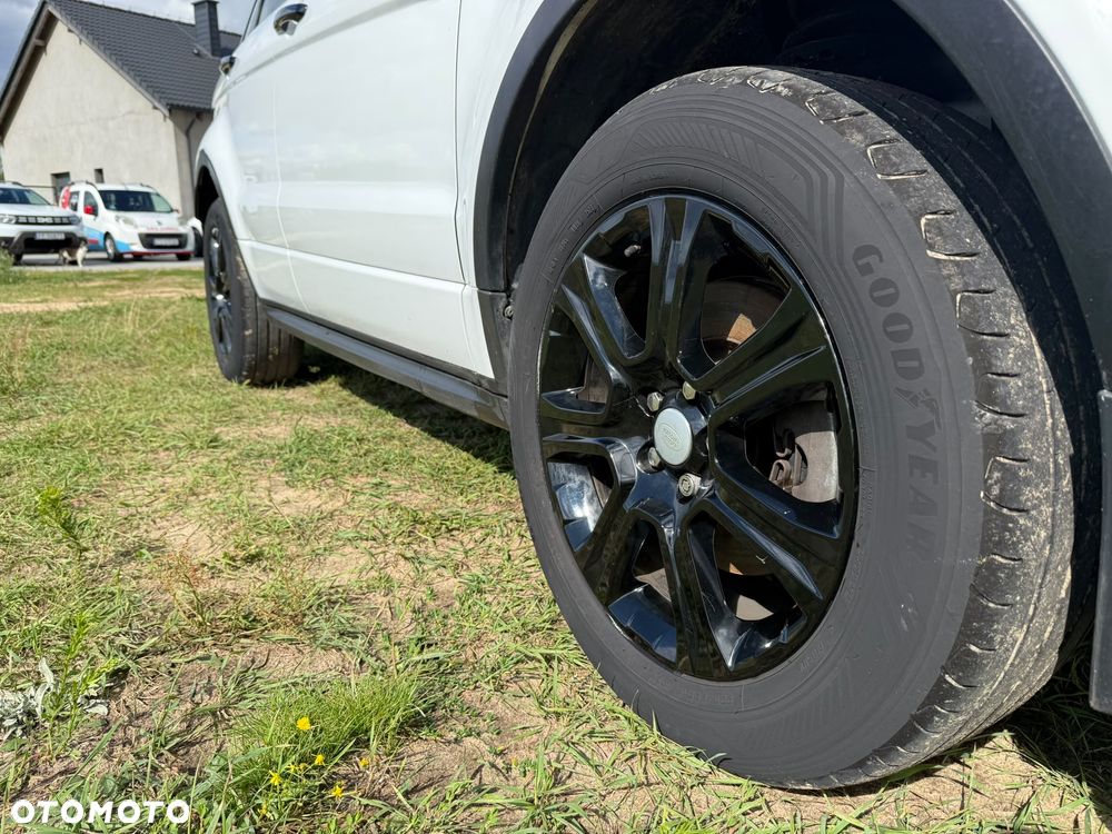Land Rover Range Rover Evoque TD4 SkyView Edition - 25