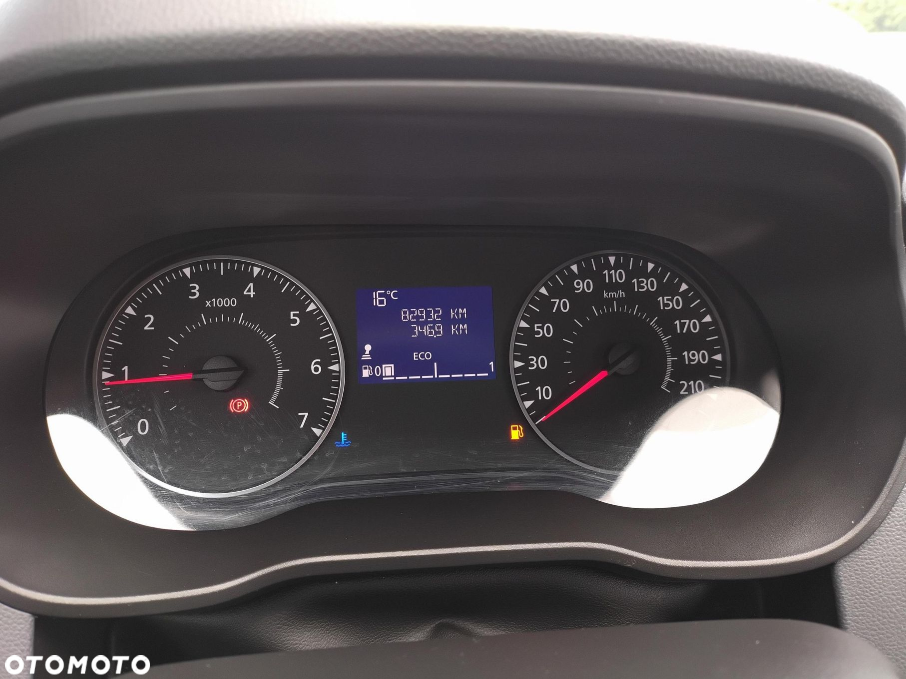 Dacia Duster 1.0 TCe Essential - 14