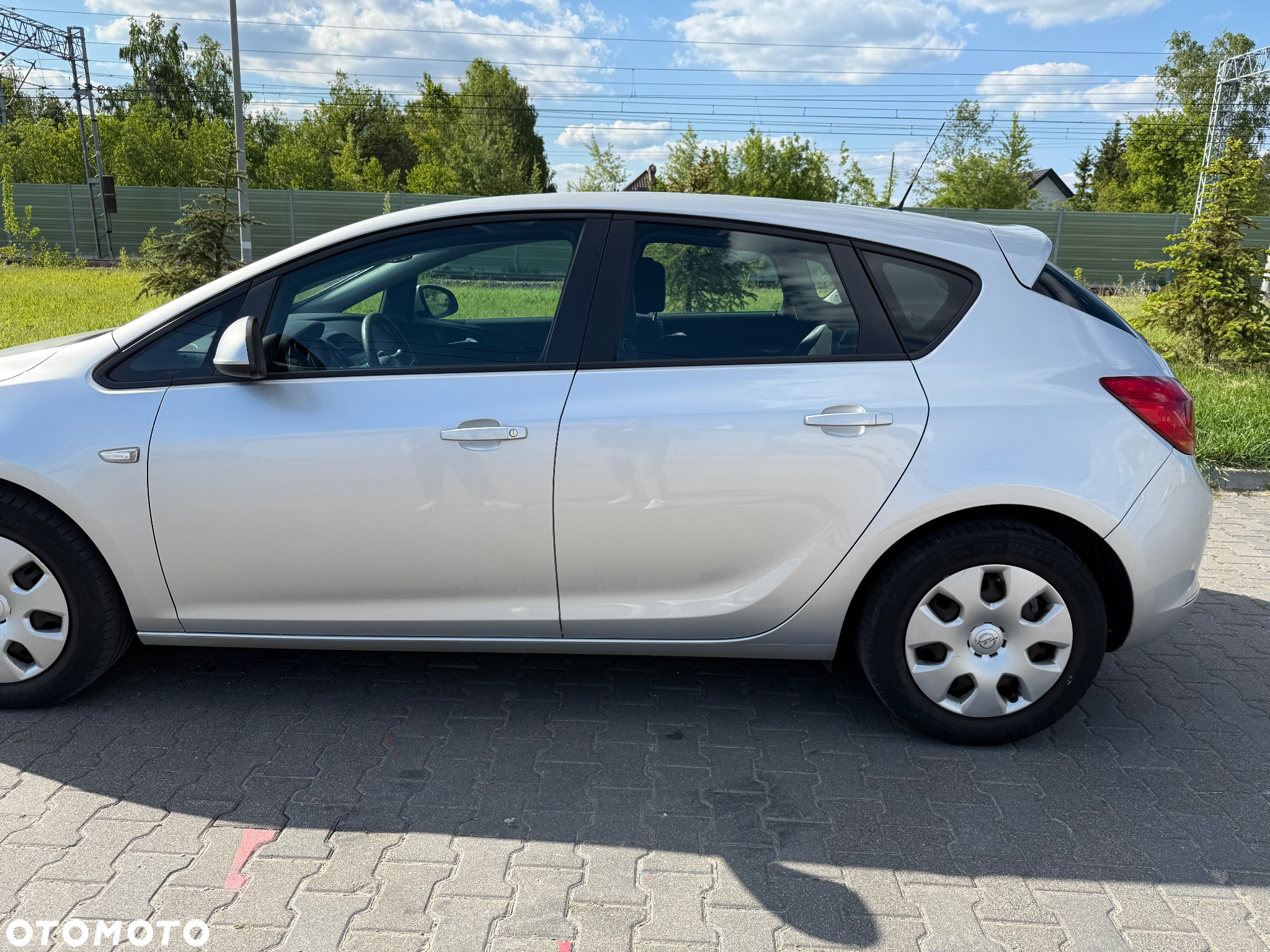 Opel Astra IV 1.6 Essentia - 8