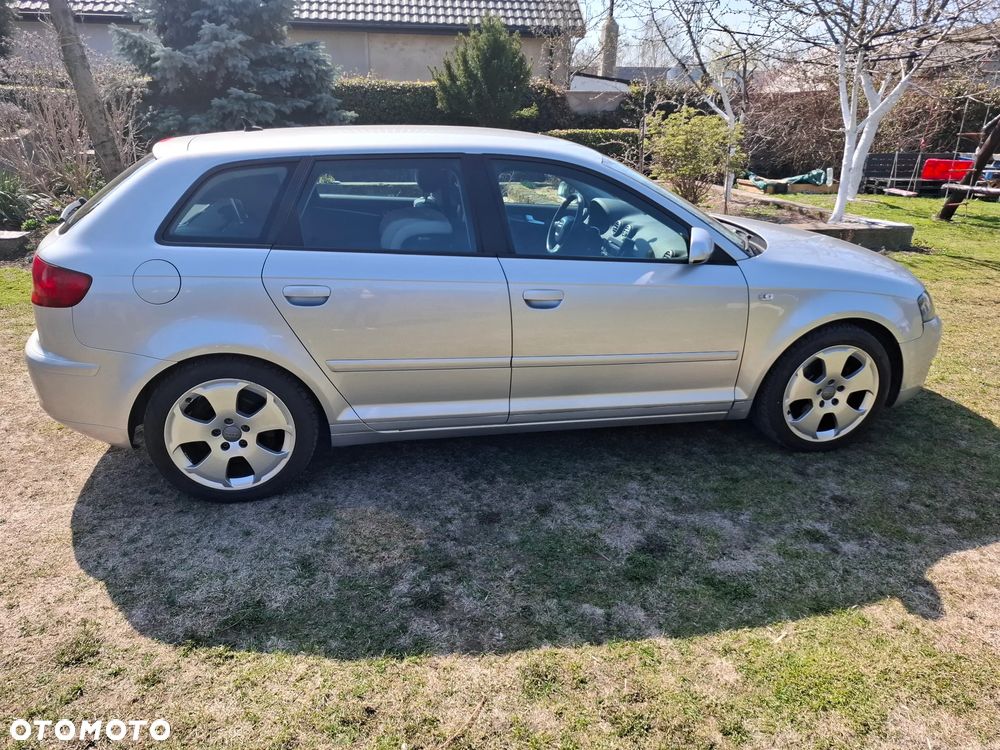 Audi A3 Sportback - 11