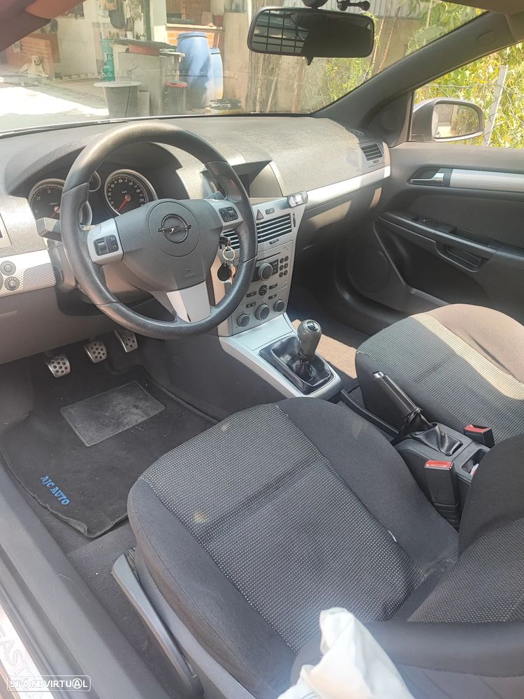 Opel Astra GTC 1.3 CDTI - 6