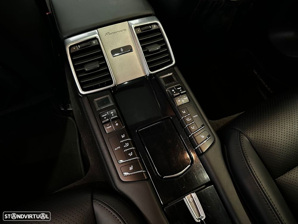 Porsche Panamera Edition - 28