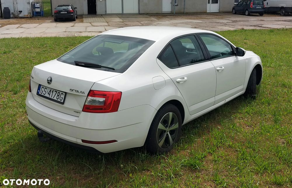 Skoda Octavia 2.0 TDI 4x4 Ambition - 3