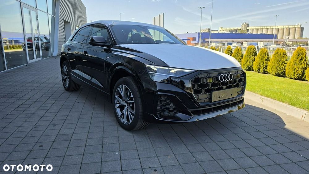 Audi Q8 SUV TFSI e quattro 290 kW tiptronic - 2