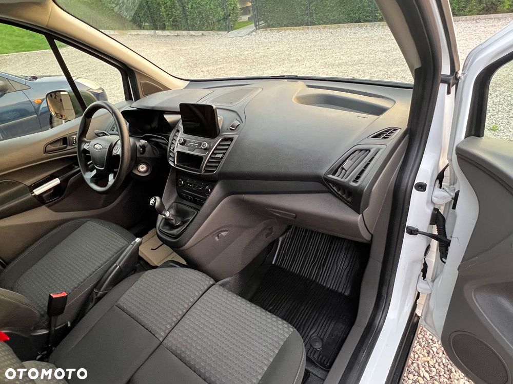 Ford Transit Connect - 18