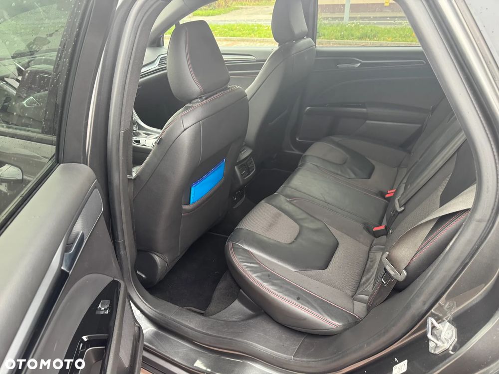 Ford Mondeo 2.0 TDCi ST-Line PowerShift - 10