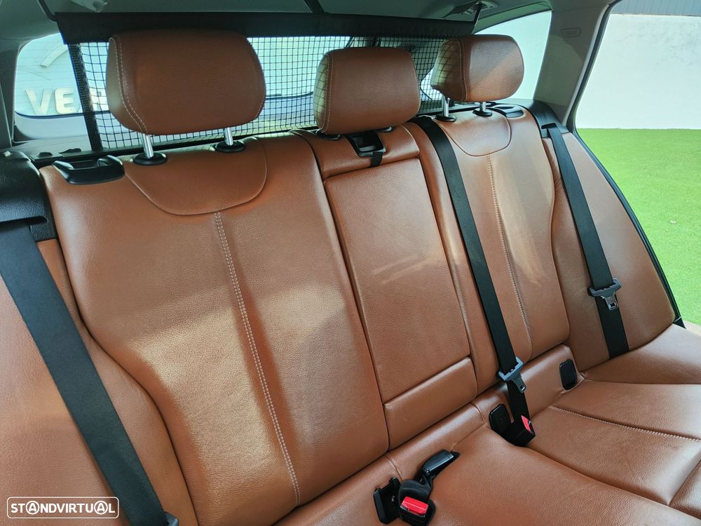 BMW 320 d Auto Line Sport - 38