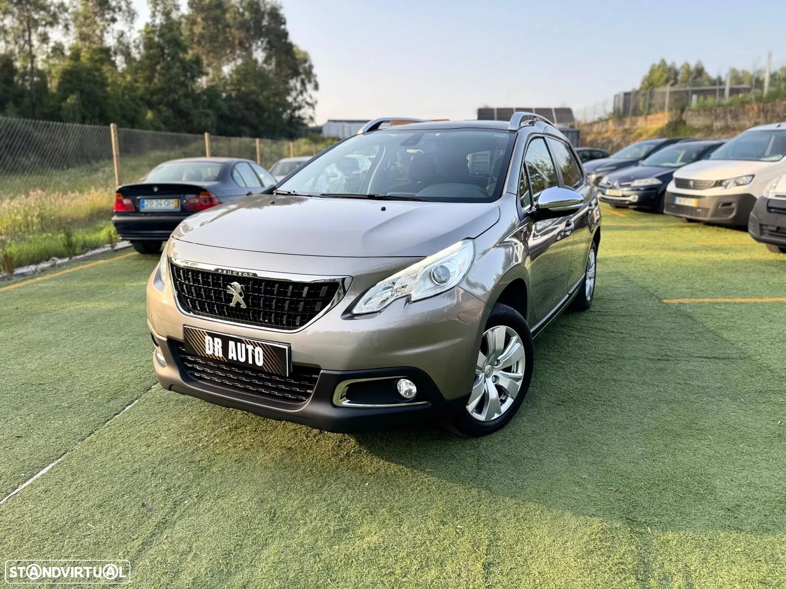 Peugeot 2008 1.6 BlueHDi Style - 1