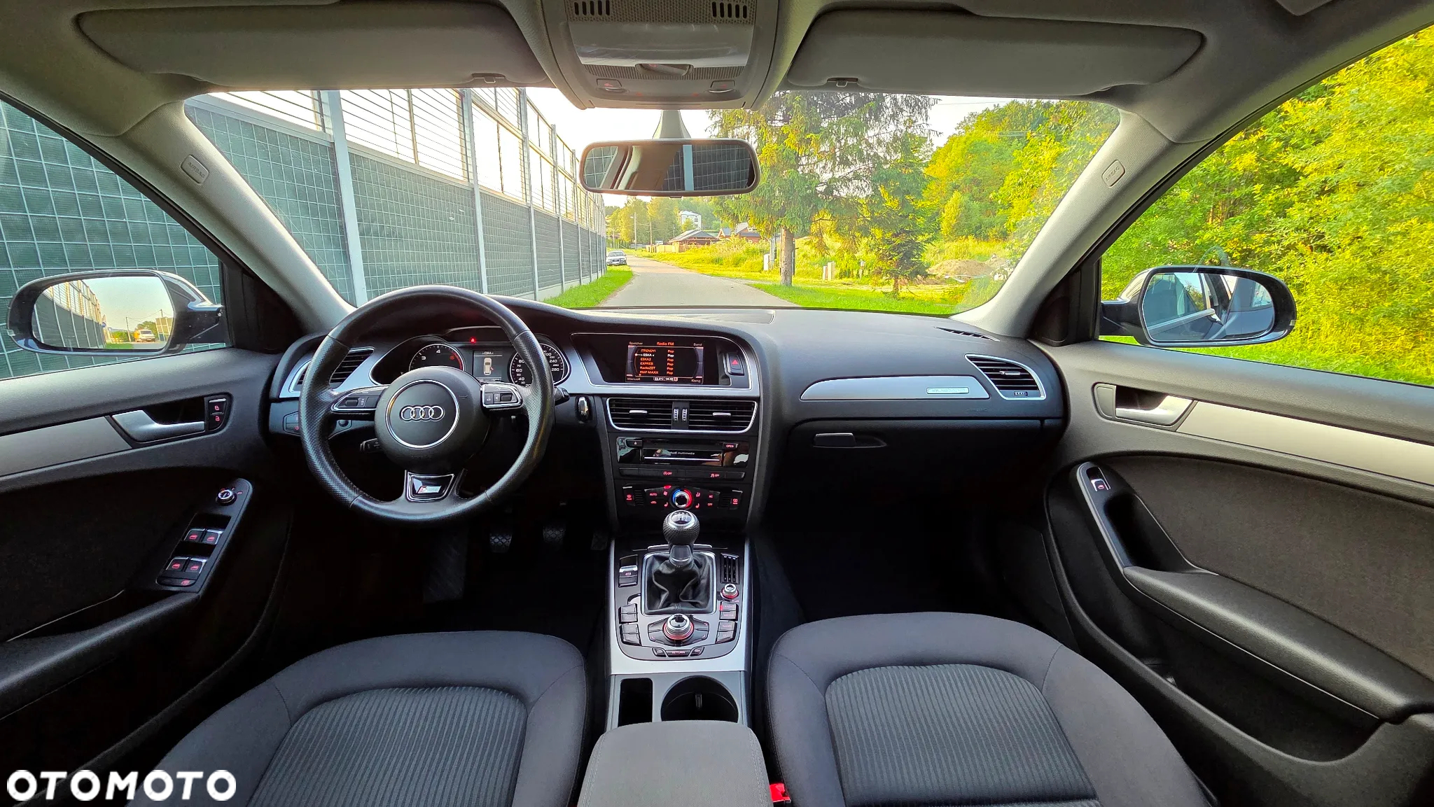 Audi A4 Avant 2.0 TDI quattro - 18