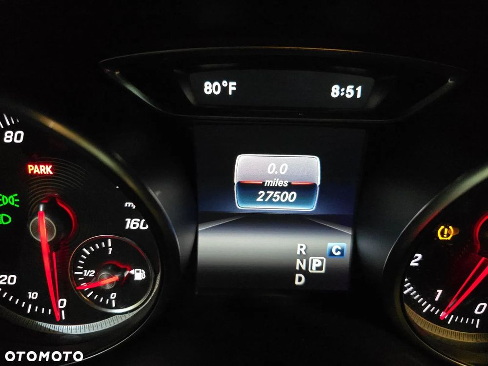 Mercedes-Benz CLA 250 4Matic 7G-DCT - 11