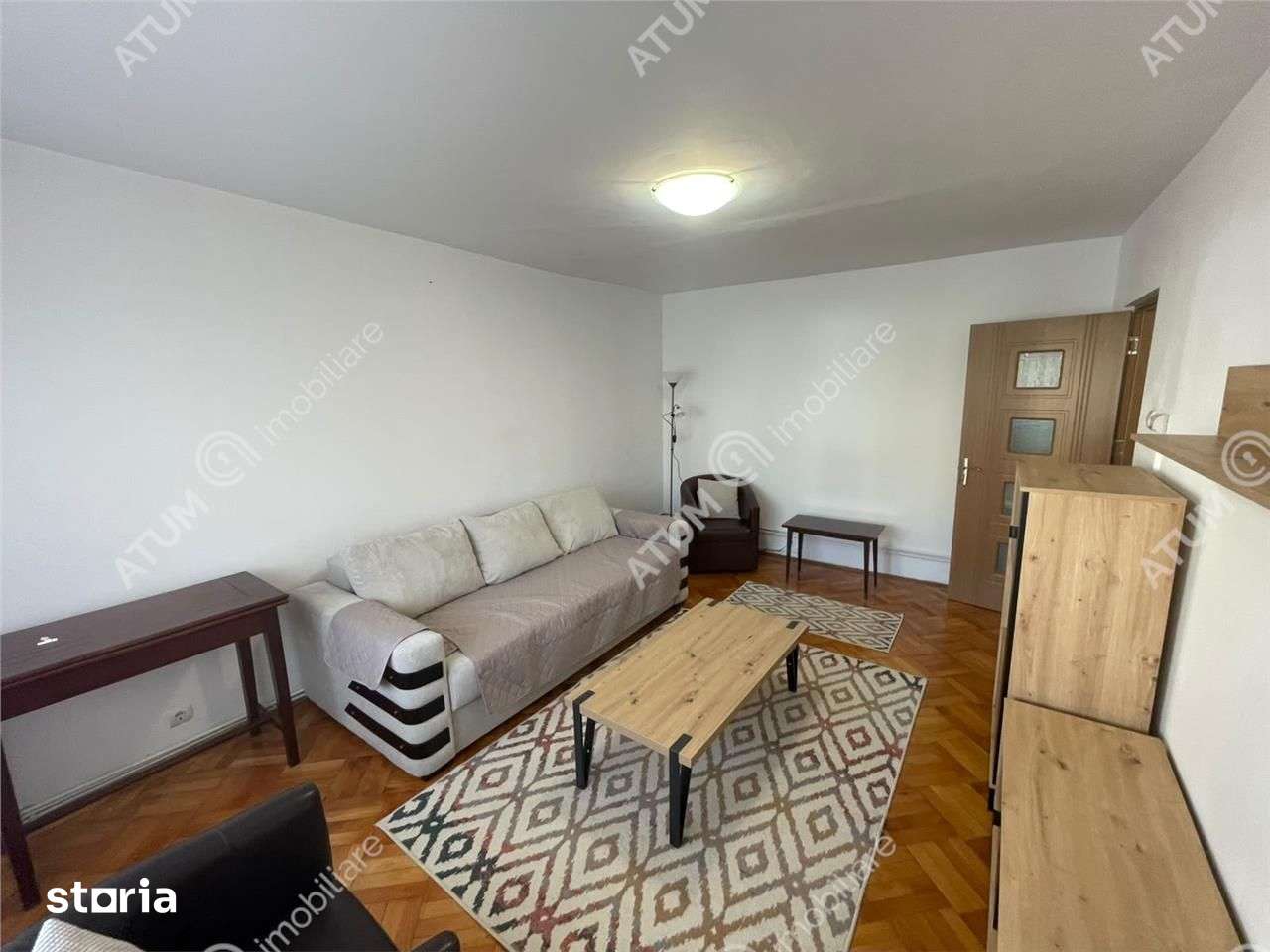 Apartament cu 3 camere decomandate pivnita in zona Strand din Sibiu — fotografia 3