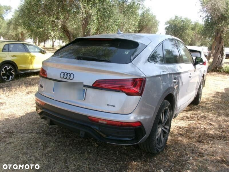 Audi Q5 Sportback - 3