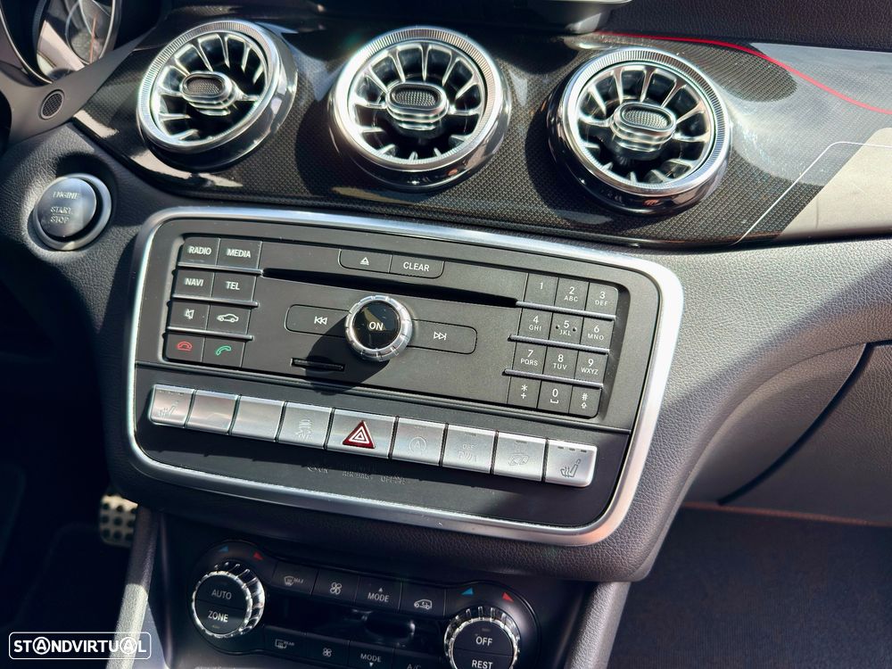 Mercedes-Benz CLA 45 AMG 4Matic Speedshift 7G-DCT Night Edition - 11