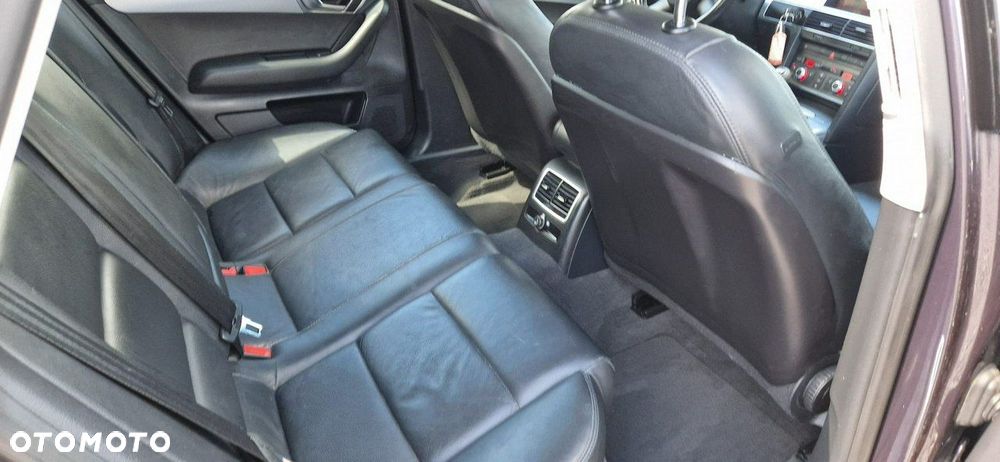 Audi A6 Avant - 27