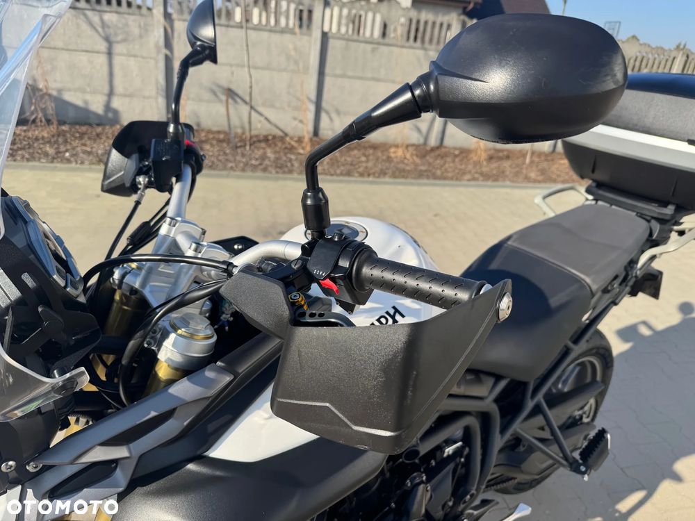 Triumph Tiger - 25