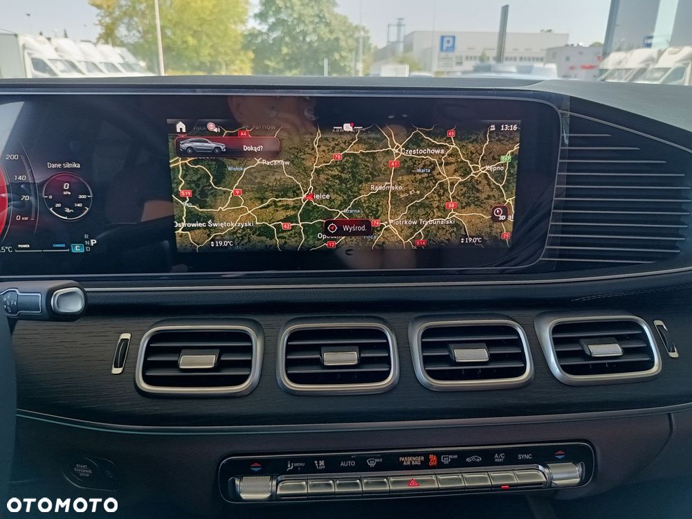 Mercedes-Benz GLE - 17