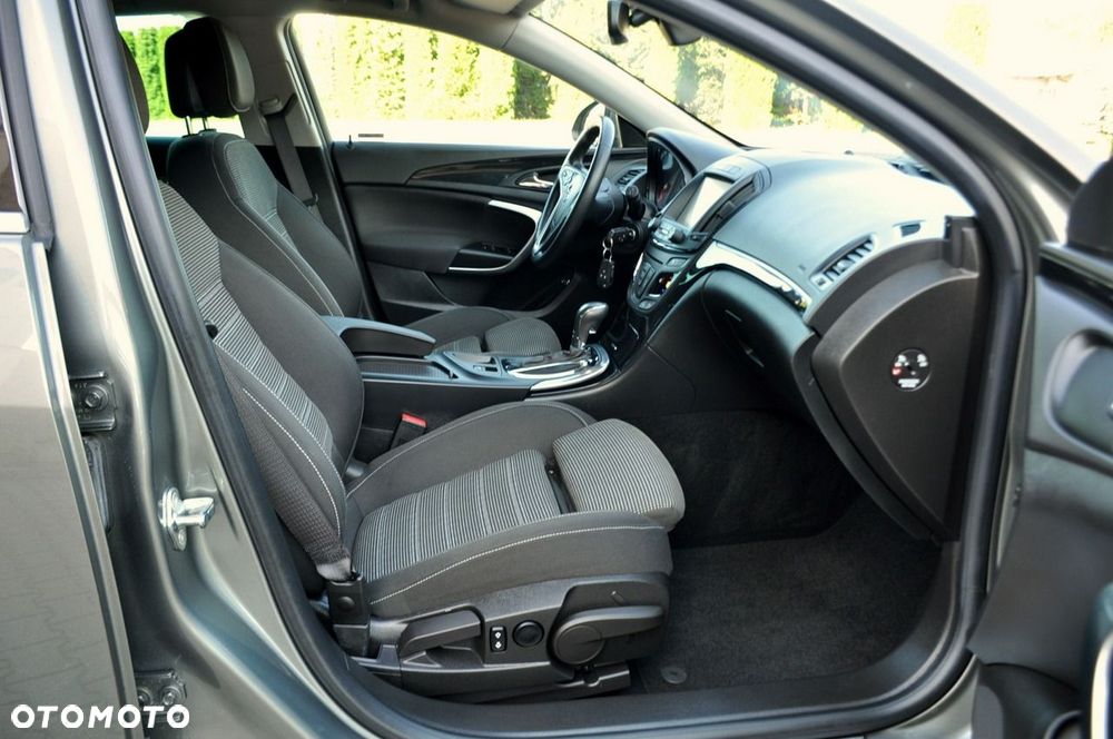 Opel Insignia - 17