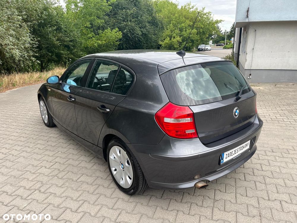 BMW Seria 1 118d DPF - 4