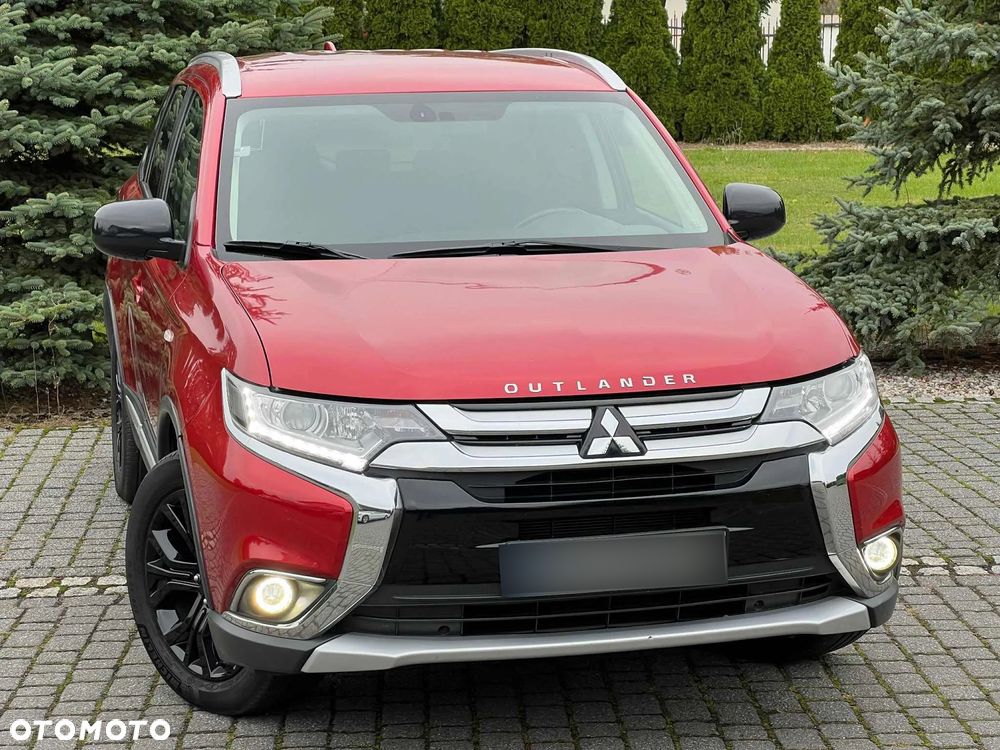 Mitsubishi Outlander - 3