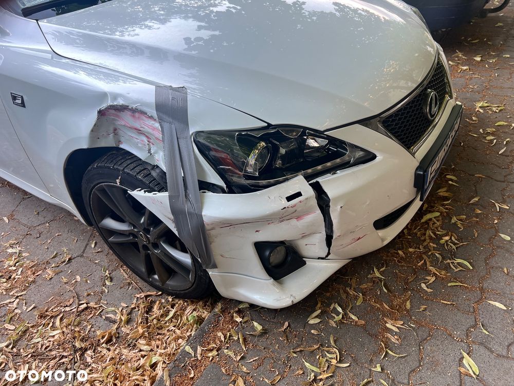 Lexus IS 200 D Prestige - 1