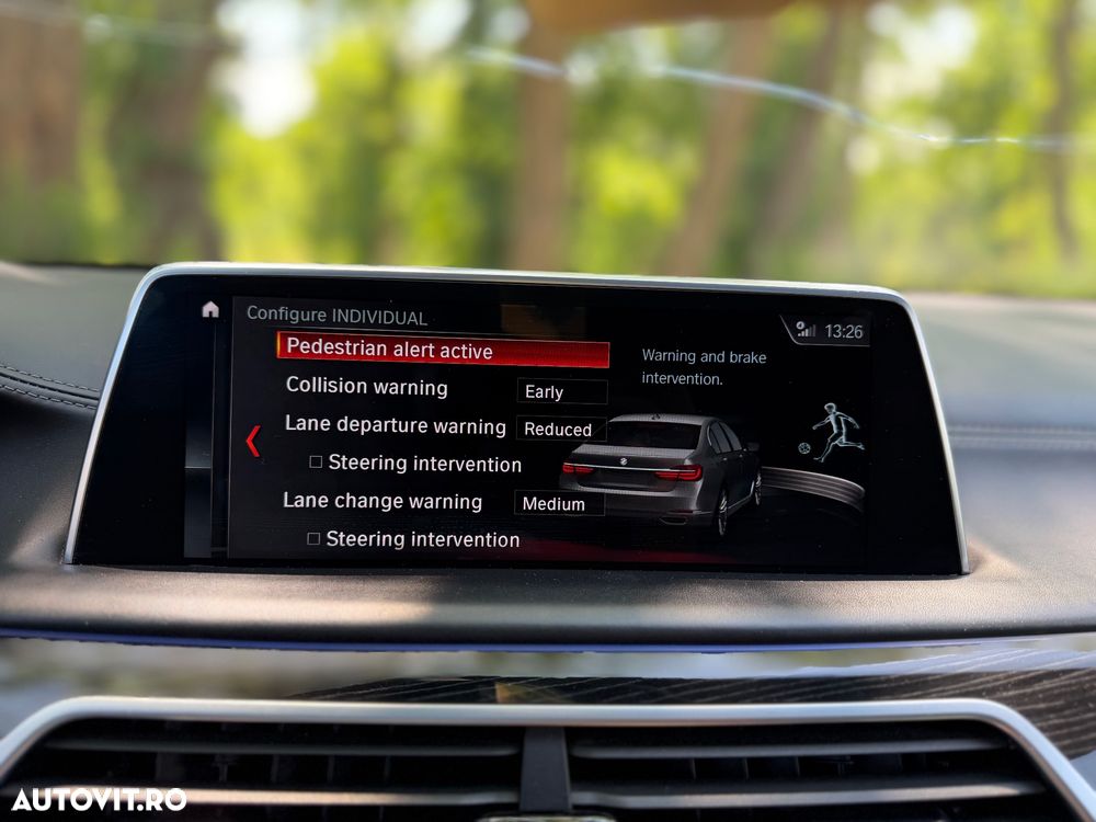 BMW Seria 7 750i xDrive Edition Exclusive - 29