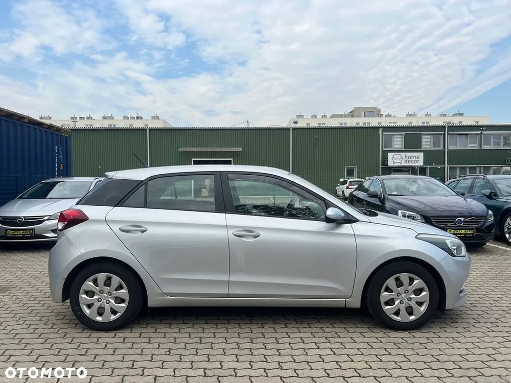Hyundai i20 1.2 Comfort - 10