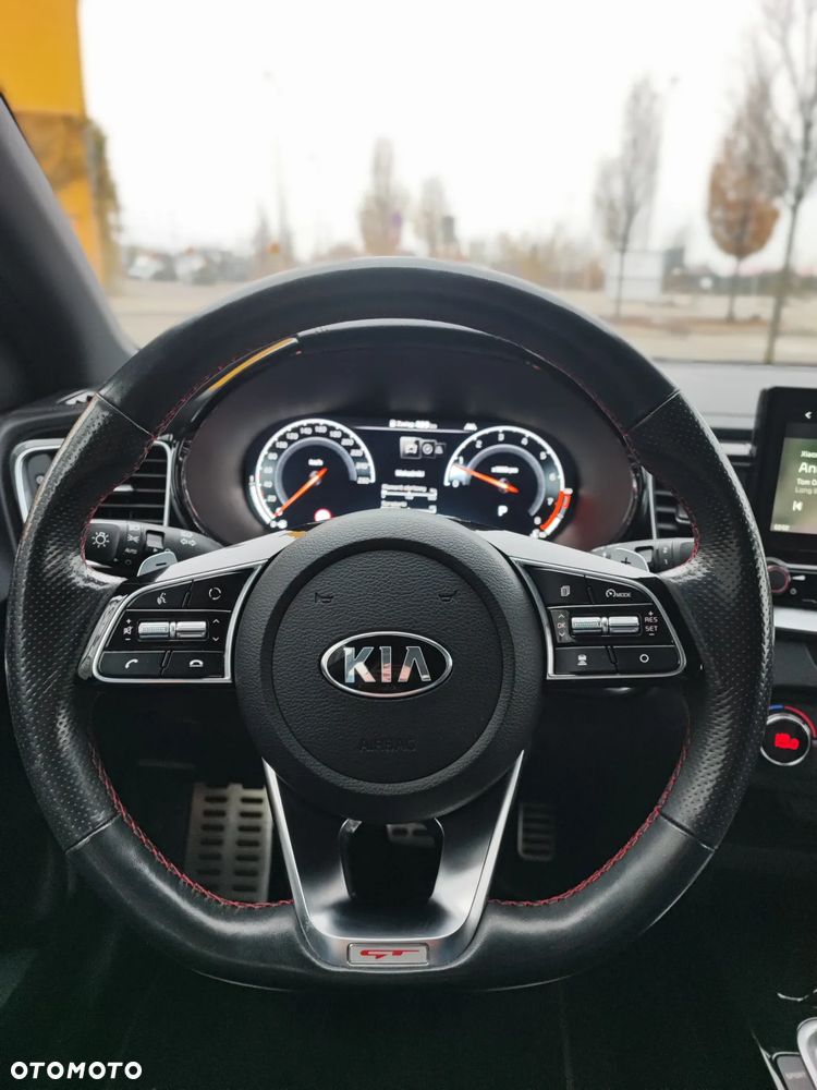Kia ProCeed 1.6 T-GDI GT DCT - 21