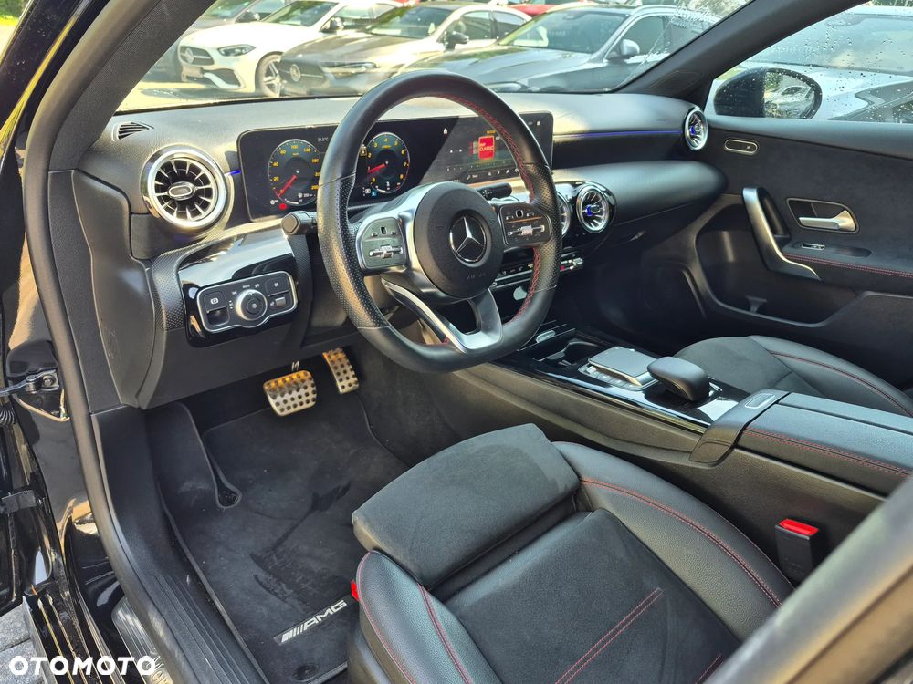 Mercedes-Benz Klasa A 180 AMG Line 7G-DCT - 15
