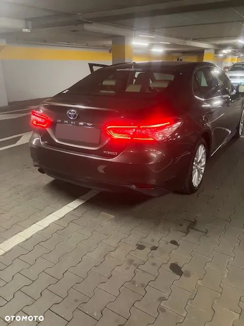 Toyota Camry 2.5 Hybrid Executive CVT - 12