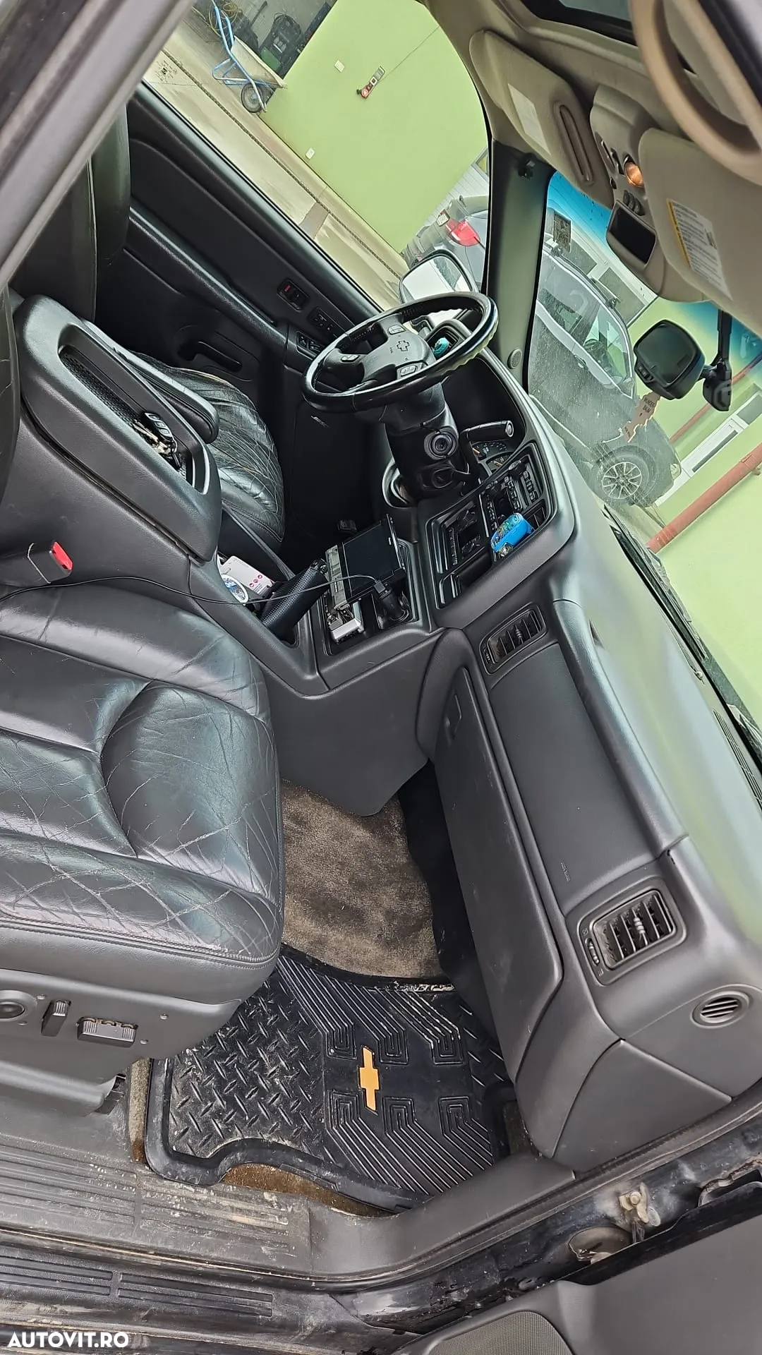 Chevrolet Avalanche - 2